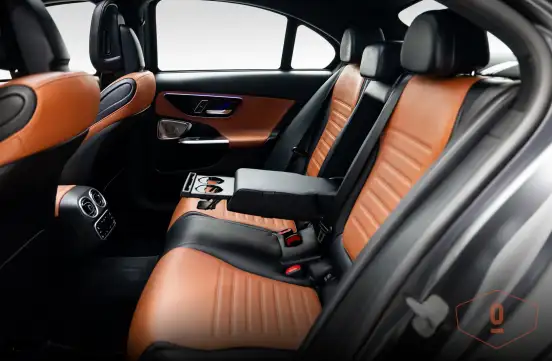 MERCEDES-BENZ-C 300-2023