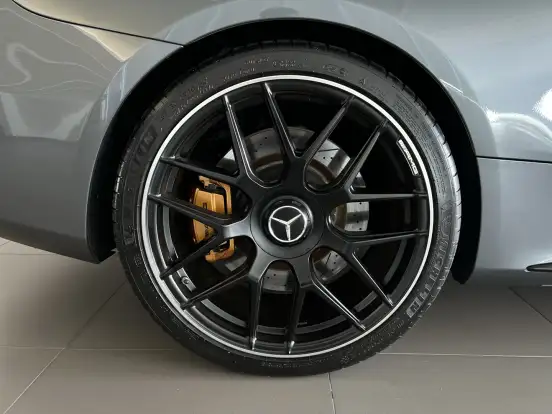 MERCEDES-BENZ-C 63 AMG-4.0 V8 TURBO GASOLINA S COUPÉ SPEEDSHIFT MERCEDES-BENZ-C 63 AMG-2019