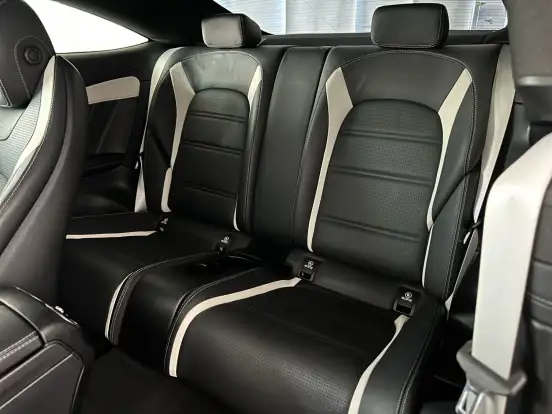 MERCEDES-BENZ-C 63 AMG-2019
