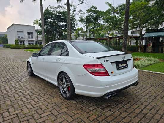 MERCEDES-BENZ-C 63 AMG-2008