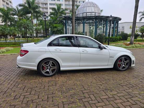 MERCEDES-BENZ-C 63 AMG-6.3 SEDAN V8 GASOLINA 4P AUTOMATICO MERCEDES-BENZ-C 63 AMG-2008