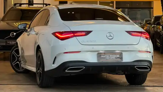 MERCEDES-BENZ-CLA 200-2024