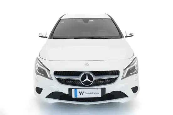 MERCEDES-BENZ-CLA 200-2016