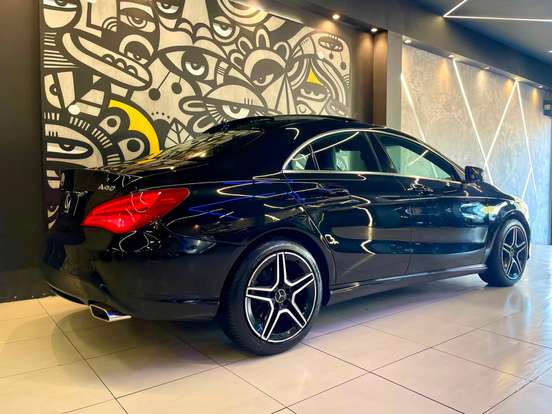 MERCEDES-BENZ-CLA 200-2013