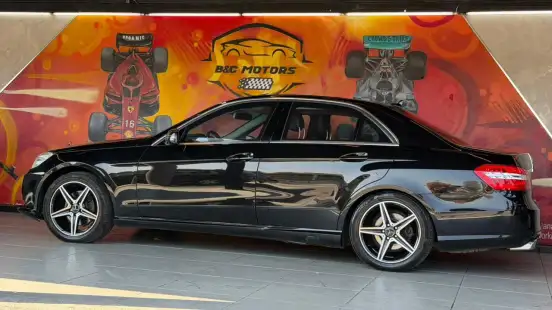 MERCEDES-BENZ-E 250-2012