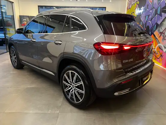 MERCEDES-BENZ-EQA 250-66,5 KW ELÉTRICO MERCEDES-BENZ-EQA 250-2024