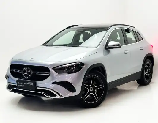 MERCEDES-BENZ-GLA 200-2024
