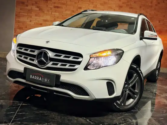MERCEDES-BENZ-GLA 200-1.6 CGI FLEX STYLE 7G-DCT MERCEDES-BENZ-GLA 200-2018