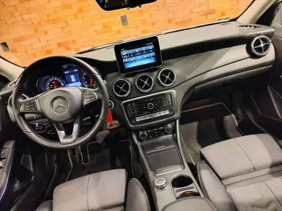 MERCEDES-BENZ-GLA 200-1.6 CGI FLEX STYLE 7G-DCT MERCEDES-BENZ-GLA 200-2018