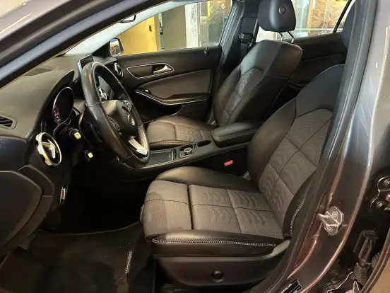 MERCEDES-BENZ-GLA 200-1.6 CGI FLEX STYLE 7G-DCT MERCEDES-BENZ-GLA 200-2019