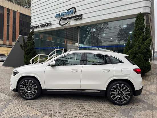 MERCEDES-BENZ-GLA 200-1.3 MHEV AMG LINE 7G-DCT MERCEDES-BENZ-GLA 200-2025