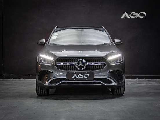 MERCEDES-BENZ-GLA 200-2026