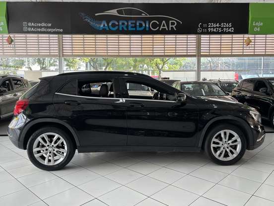 MERCEDES-BENZ-GLA 200-1.6 CGI ADVANCE 16V TURBO FLEX 4P AUTOMÁTICO MERCEDES-BENZ-GLA 200-2015