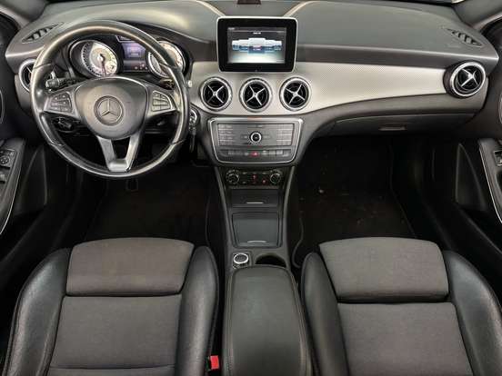 MERCEDES-BENZ-GLA 200-1.6 CGI ADVANCE 16V TURBO FLEX 4P AUTOMÁTICO MERCEDES-BENZ-GLA 200-2015