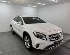MERCEDES-BENZ GLA 200 1.6 CGI FLEX ADVANCE 7G-DCT MERCEDES-BENZ GLA 200 1.6 CGI FLEX ADVANCE 7G-DCT