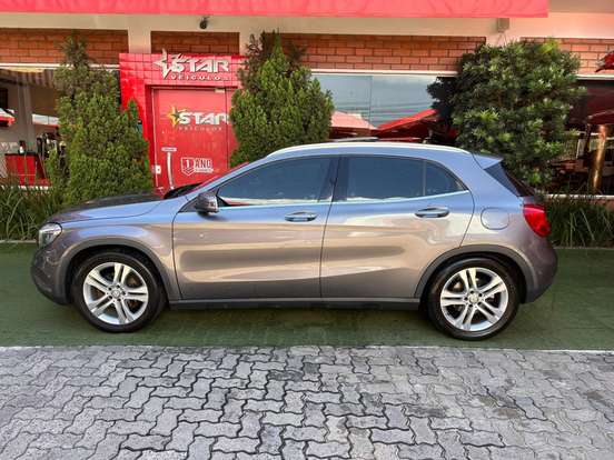 MERCEDES-BENZ-GLA 200-2014