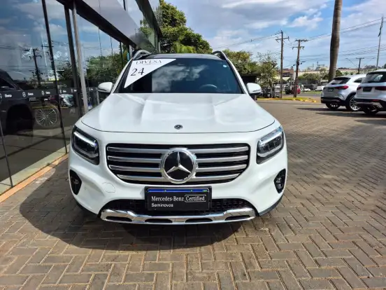 MERCEDES-BENZ-GLB 200-2024