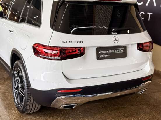 MERCEDES-BENZ-GLB 200-2022