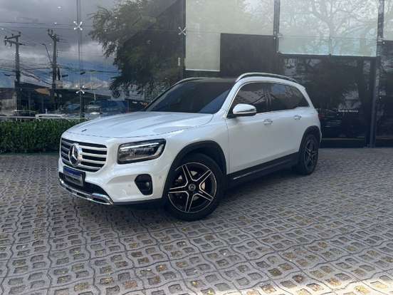 MERCEDES-BENZ-GLB 200-2024