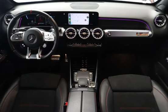 MERCEDES-BENZ-GLB 35 AMG-2022