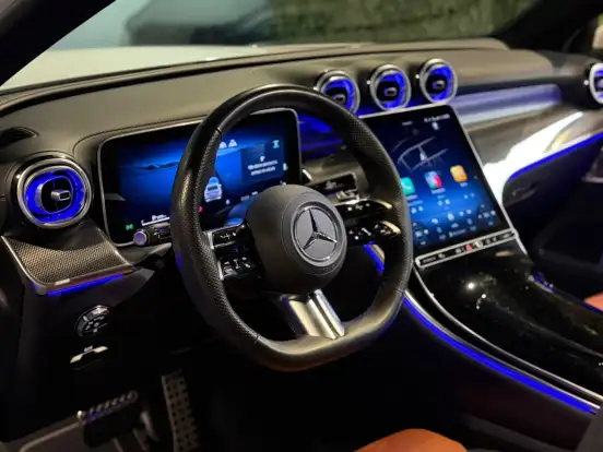 MERCEDES-BENZ-GLC 300-2025