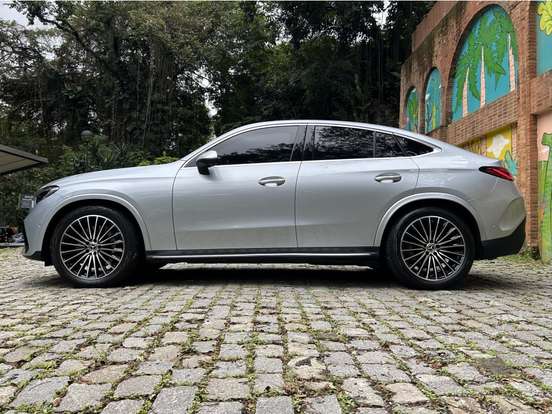 MERCEDES-BENZ-GLC 300-2023