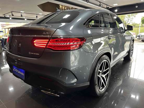 MERCEDES-BENZ-GLE 400-3.0 V6 GASOLINA HIGHWAY COUPÉ 4MATIC 9G-TRONIC MERCEDES-BENZ-GLE 400-2017