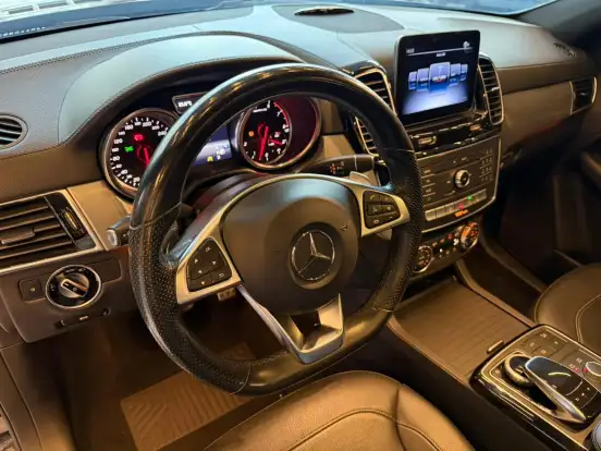 MERCEDES-BENZ-GLE 43 AMG-3.0 V6 GASOLINA COUPÉ 4MATIC 9G-TRONIC MERCEDES-BENZ-GLE 43 AMG-2018