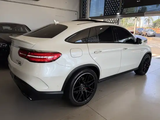 MERCEDES-BENZ-GLE 63 AMG-5.5 V8 TURBO GASOLINA COUPÉ 4MATIC 7G-TRONIC MERCEDES-BENZ-GLE 63 AMG-2016
