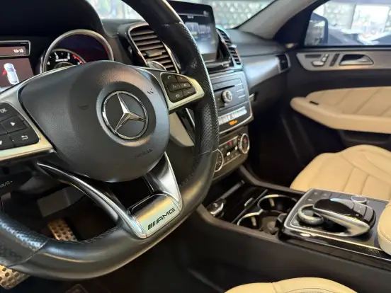 MERCEDES-BENZ-GLE 63 AMG-5.5 V8 TURBO GASOLINA COUPÉ 4MATIC 7G-TRONIC MERCEDES-BENZ-GLE 63 AMG-2016