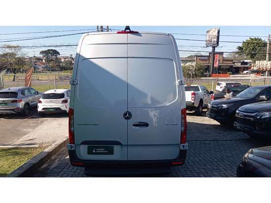 MERCEDES-BENZ-SPRINTER-2023