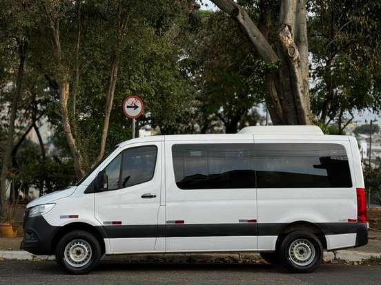 MERCEDES-BENZ-SPRINTER-2.0 CDI DIESEL VAN 417 LONGO 16L MANUAL MERCEDES-BENZ-SPRINTER-2023