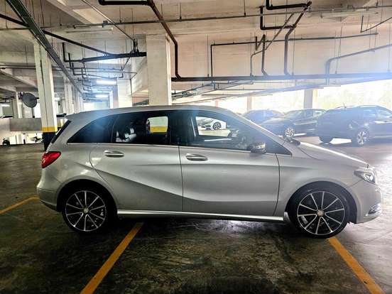 MERCEDES-BENZ-B 200-1.6 SPORT TURBO GASOLINA 4P AUTOMÁTICO MERCEDES-BENZ-B 200-2012