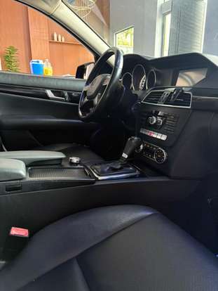 MERCEDES-BENZ-C 180-2012
