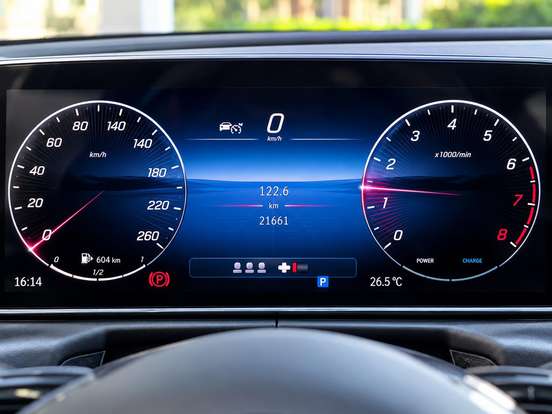 MERCEDES-BENZ-C 200-1.5 EQ BOOST HÍBRIDO AMG LINE 9G-TRONIC MERCEDES-BENZ-C 200-2025