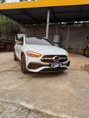 MERCEDES-BENZ-GLA 200-2022