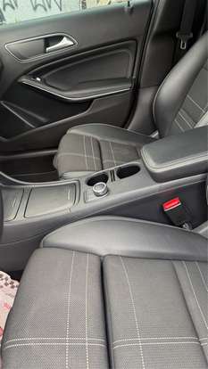 MERCEDES-BENZ-GLA 200-2017