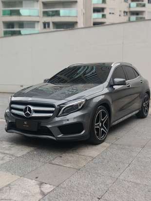 MERCEDES-BENZ-GLA 250-2017