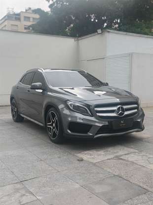 MERCEDES-BENZ-GLA 250-2017