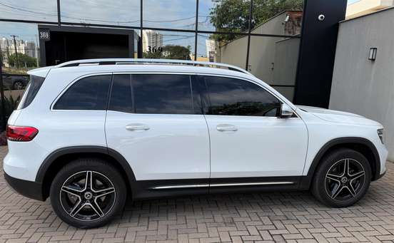 MERCEDES-BENZ-GLB 200-2022