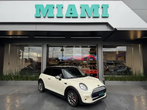 MINI COOPER 1.5 12V TURBO GASOLINA 2P AUTOMÁTICO