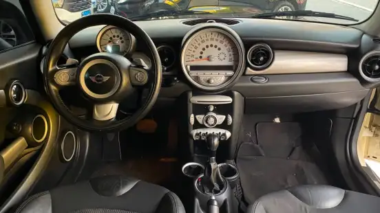 MINI-COOPER-2009
