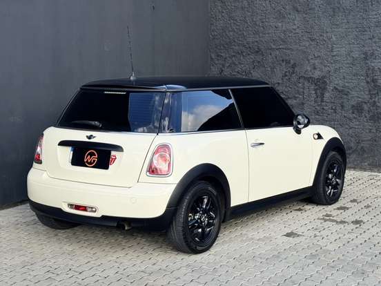 MINI-COOPER-2012
