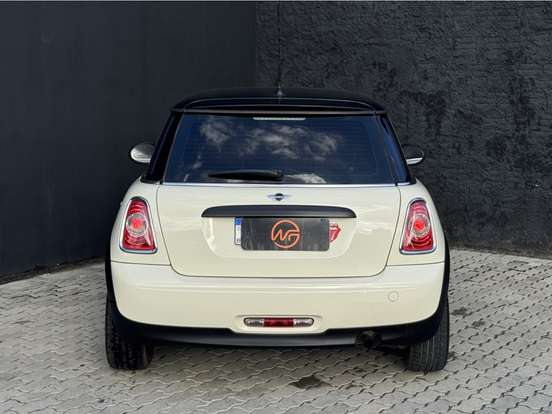 MINI-COOPER-2012
