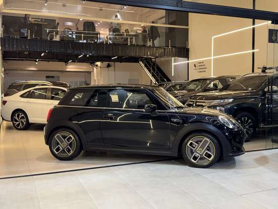 MINI-COOPER-2021