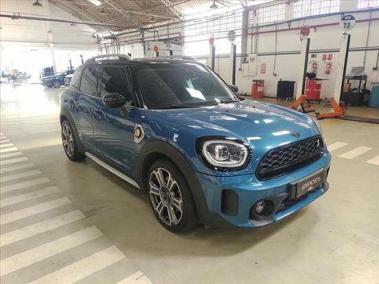 MINI-COUNTRYMAN-2021