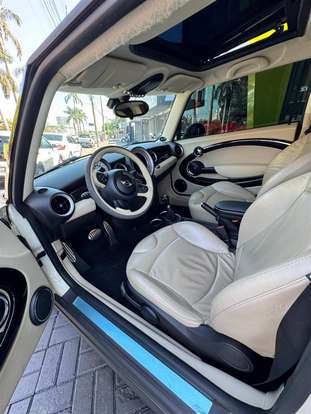MINI-COOPER-2011