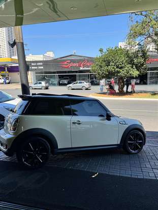 MINI-COOPER-2011
