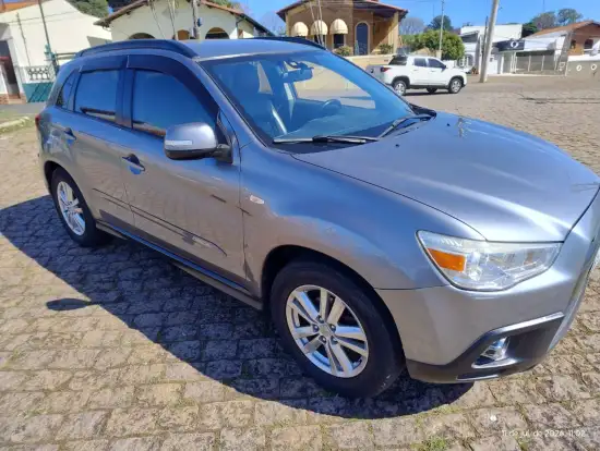 MITSUBISHI-ASX-2011