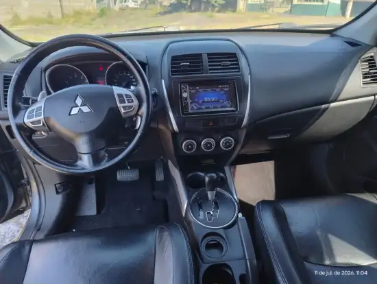 MITSUBISHI-ASX-2011